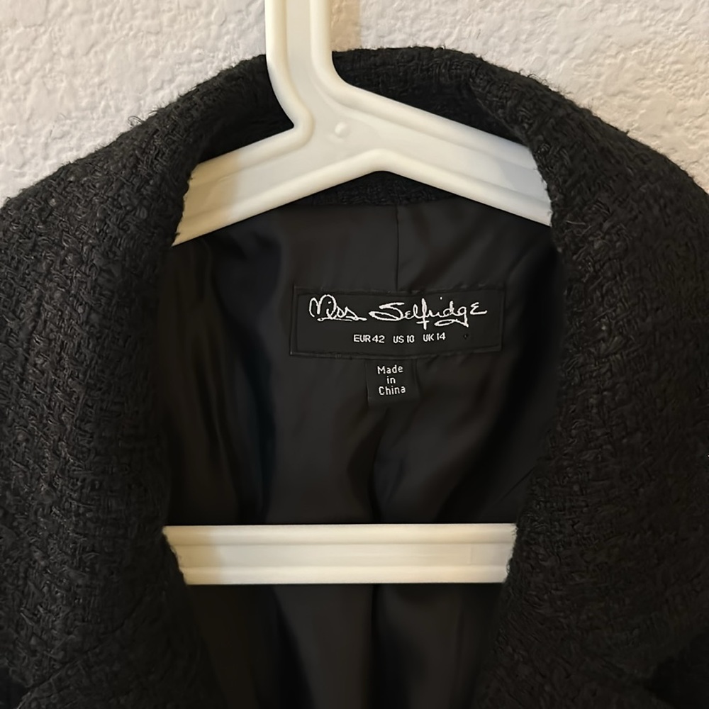 Black jacket - Picture 3 of 8